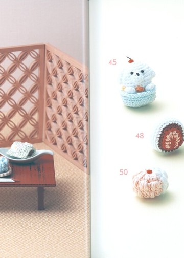 Asahi Original - Crochet with embroidery thread miniature sweets - 2020_00011